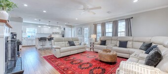 Columbus Oasis: Pool, Hot Tub & Family Fun!