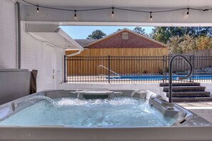 Outdoor spa tub - Columbus Oasis with Pool: Hot Tub and Family Fun! (Columbus)