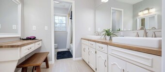 Columbus Oasis with Pool: Hot Tub and Family Fun!