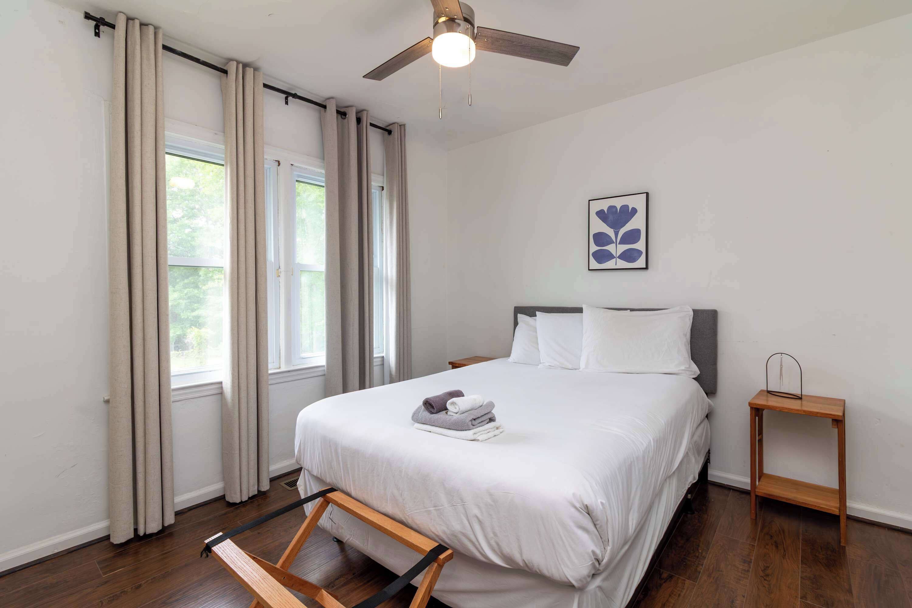 3 bedrooms, iron/ironing board, travel cot, WiFi