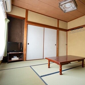 Interior - Minshuku Katsumaruso <ikinoshima> (Iki)