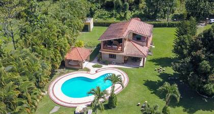 ®{Villa~Roseca~EcoLodge}@LosMogotes +Pool+Family