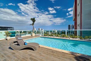 Pool - ®(The~LUX~Natural~Art) @DowntownSD +Pool+Gym+2BR (Santo Domingo)