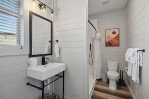 Shower, towels
