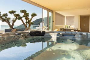 Pool - Vrbo Property (Makarska)