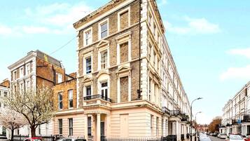 Apartment | Exterior