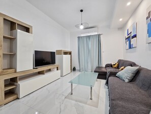 Living area - Sapphire Suites 4 (San Pawl il-Baħar)