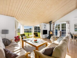 House | Interior - 4 Star Holiday Home in Lokken (Lokken)