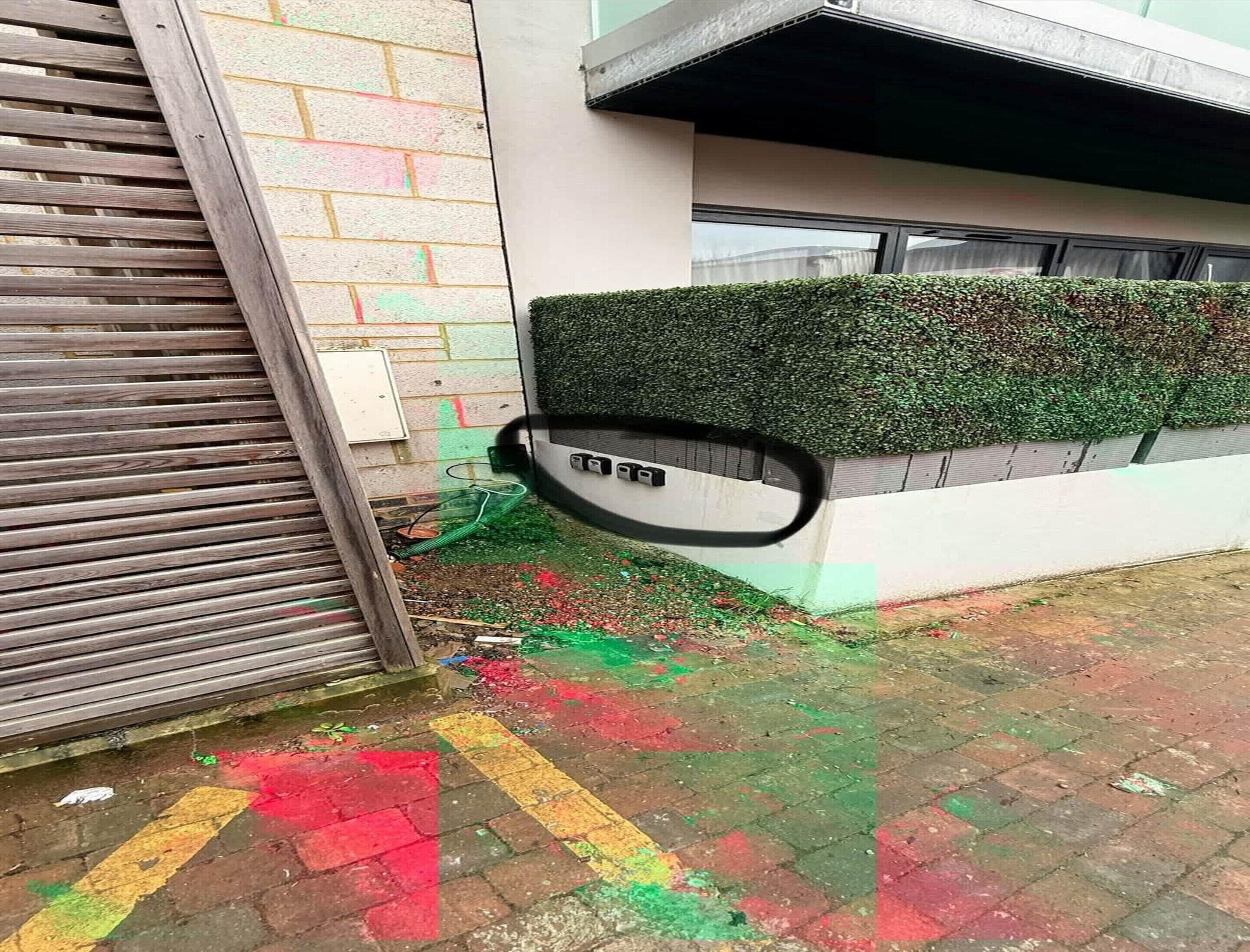 الإطلالة من المنشأة