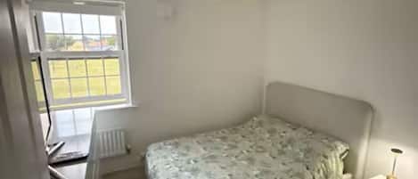 Basic Double Room, Park View