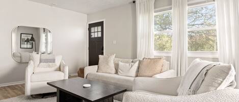 TV, stereo, offices