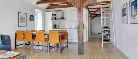House | Interior