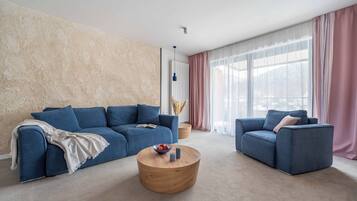 Departamento de lujo, balcón, vista a la montaña