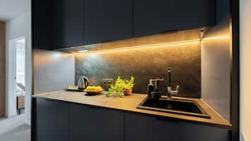 Luxury-Apartment, Balkon, Bergblick | Eigene Küche