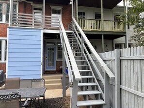 Exterior detail - Sunny and charming  1-bedroom apartment with AC in historic Frederick (Frederick)