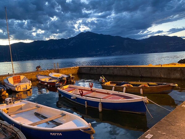 Marina - Charming apartment just 100 m from Lake Garda (Pai)