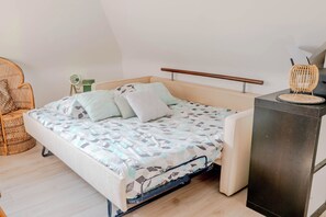 Room - Villa with jacuzzi, 5 bedrooms - ideal for families (Inzinzac-Lochrist)