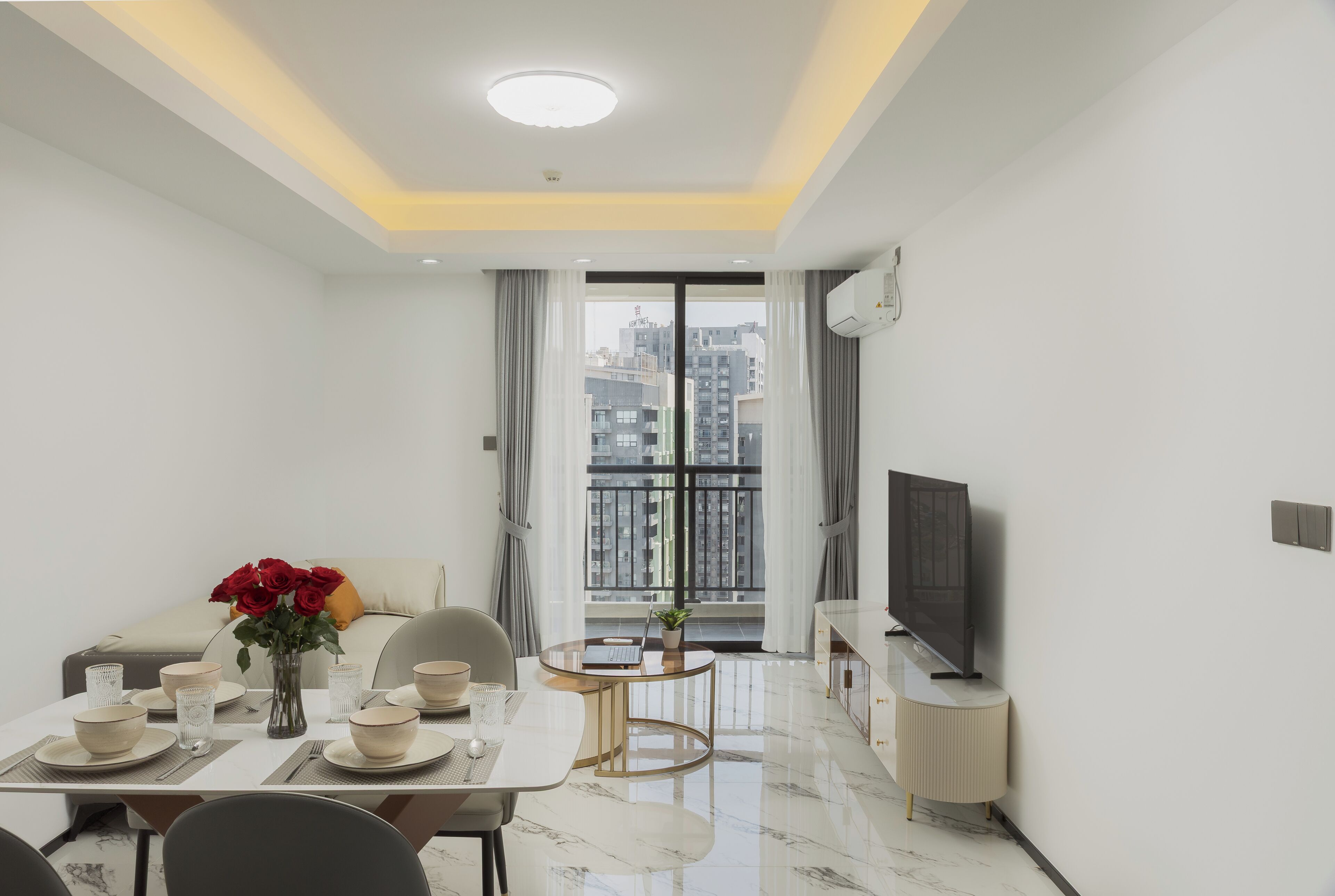 Exclusive-lejlighed - balkon - byudsigt | Spiseområde