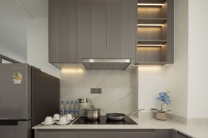 Private kitchen - Pinnacle Moments Residence (Phnom Penh)