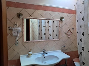 Towels, toilet paper - Krista House is a unique family home in a perfect location for a beach holiday. (Agios Giordios)