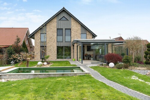 Grünblick Auszeit Wiesmoor Ostfriesland mit Pool und Sauna