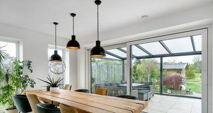 Grünblick Auszeit Wiesmoor Ostfriesland mit Pool und Sauna