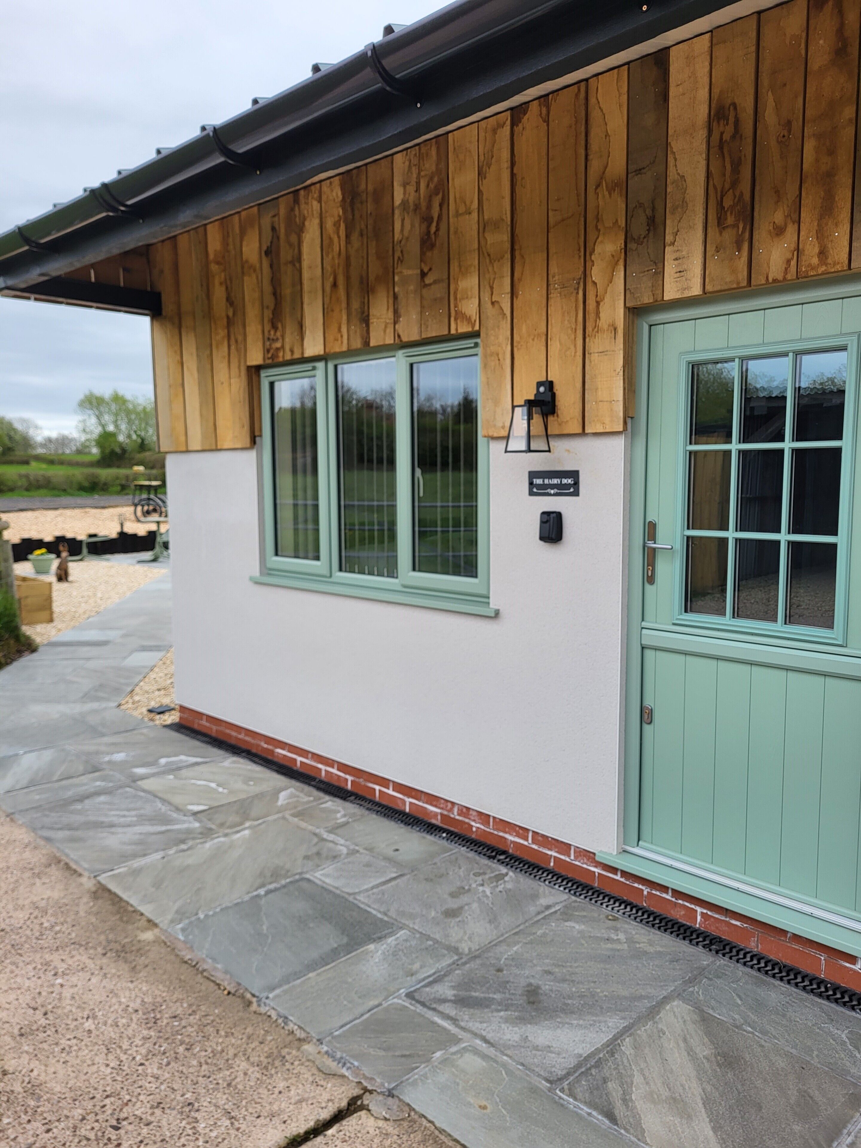 Quarto casal (Hairy Dog) | Fachada