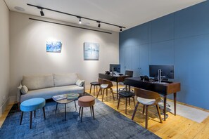 Reception - Gallery Hostel  (Porto)