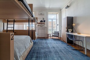 Free WiFi - Gallery Hostel  (Porto)