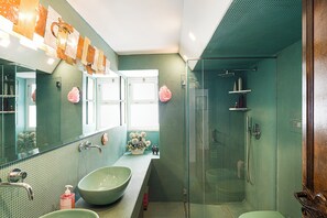 Hair dryer, towels, soap, toilet paper - Luna Rossa, Capri (Capri)