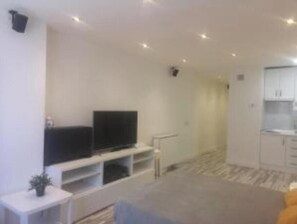 WiFi, bed sheets - Entire apartment in front of Candelaria Beach Tenerife (Candelaria)