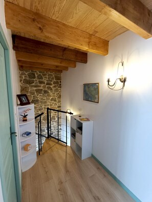 Interior - Breton house in the countryside (Saint-Gilles-Pligeaux)