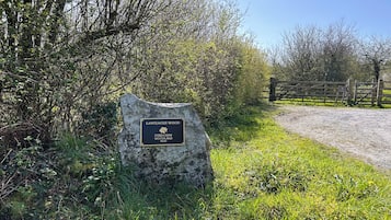 Cottage | Property grounds