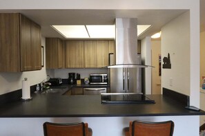 Fridge, microwave, oven, dishwasher