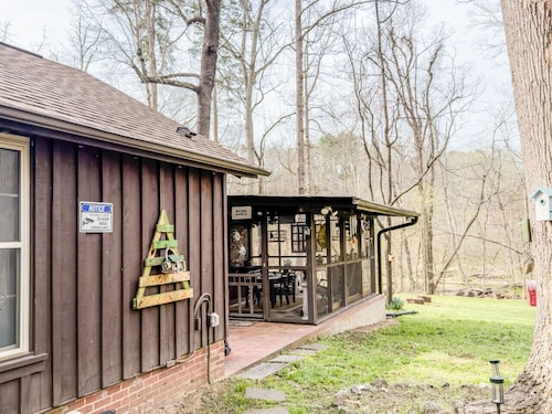 Almeneiro Cabin - A Charming Nature Retreat