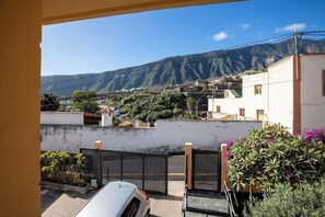 Property grounds - La Huerta Villa with private pool and BBQ (Güímar)