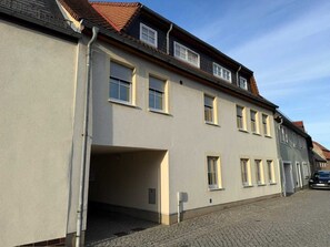 Apartment | Exterior - Behagliche Ferienwohnung in Elstra (Elstra)