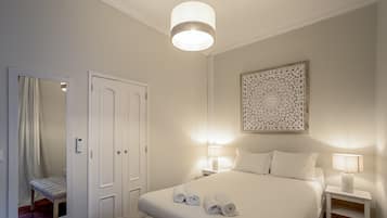 2 bedrooms, bed sheets