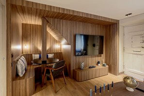 1 dormitorio y ropa de cama