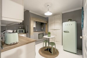 Private kitchen - Belem Historical by Homing (Lisbon)