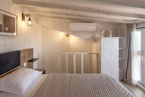 1 bedroom, bed sheets - Bairro Alto Rooftop by Homing (Lisbon)