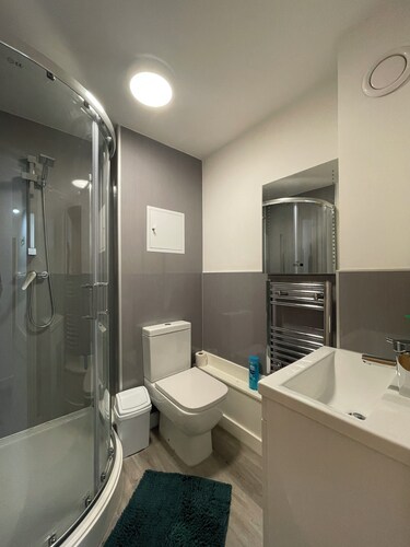 Downtown Sheffield Retreat