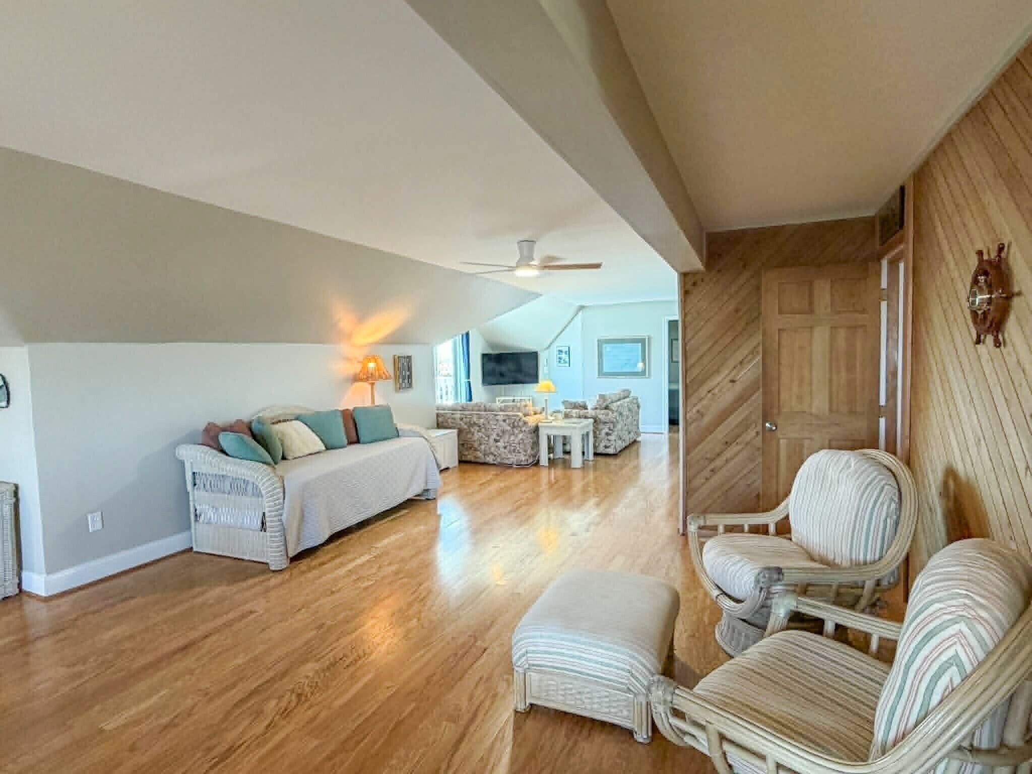 Dc54: Captain's Perch | Best View On The Island - Ocracoke, NC
