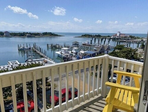 DC54: Captain's Perch | Best View on the Island