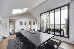 Dining - 100m² apt with terrace in St-Cloud (Saint-Cloud)