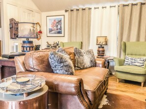 House, Garden View | Living area - A Charming Nature Retreat (Greensboro)