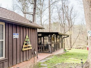 House, Garden View | Outdoor dining