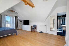 5 chambres, fer et planche Ă repasser, Wi-Fi, draps fournis