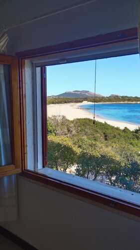 Sea view, house 20 meters from the sea ideal for relaxation