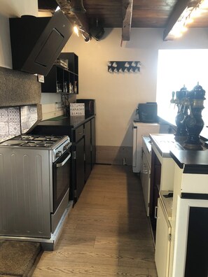 Private kitchen - Gite Eltiwen esprit bar (la croix hellean)